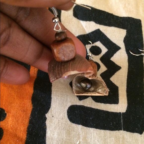 Beautiful Handmade Shell & Wood Earrings - Picture 2 of 3